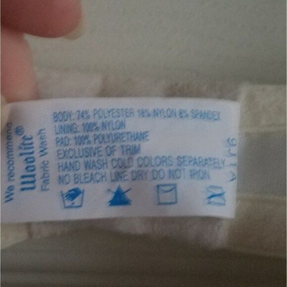 Lily of France Bone Pad Bra Size 38 C with Underwire NWT - Picture 6 of 6